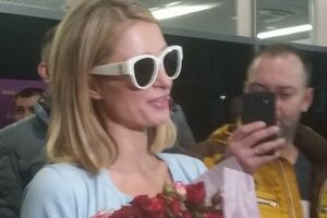 До Львова прилетіла Періс Гілтон. Фоторепортаж