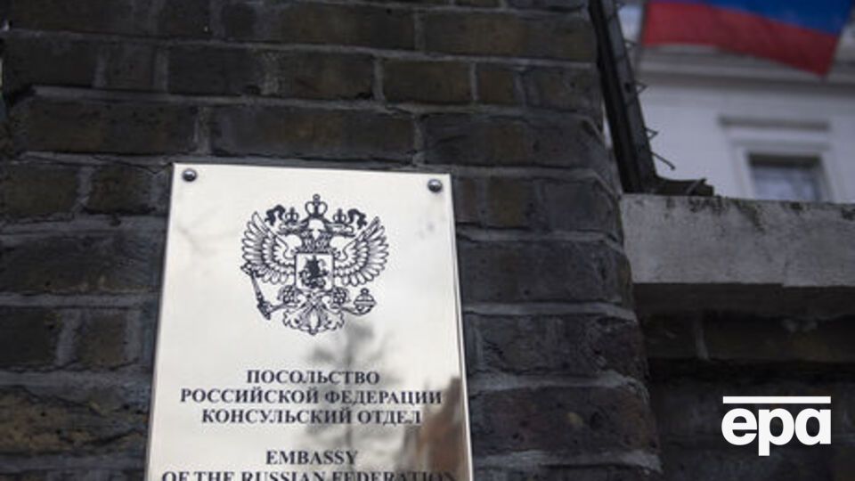 У посольстві Росії у Великобританії склали опитувальник у зв'язку зі справою Скрипалів