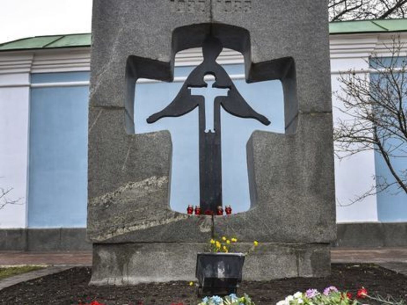 В 2016 году Верховная Рада обратилась к демократическим государствам с&nbsp;просьбой признать Голодомор 1932&ndash;1933 годов геноцидом украинского народа