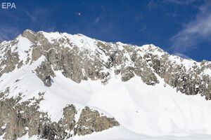 У французьких Піренеях зійшла лавина