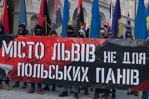 Участие в марше приняли несколько сотен человек