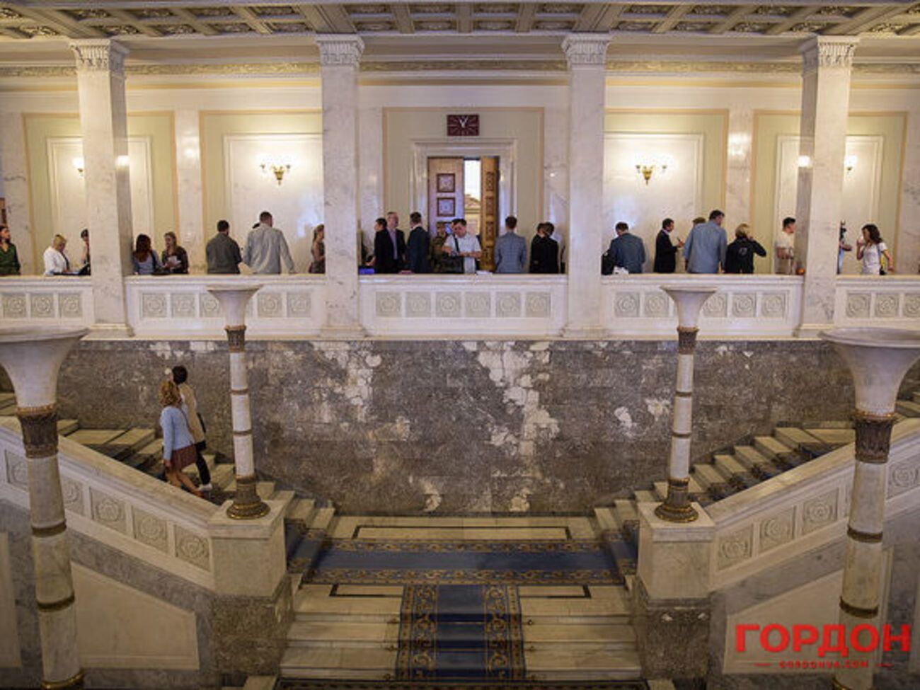 На всех заседаниях в феврале были зарегистрированы 198 из 423 депутатов