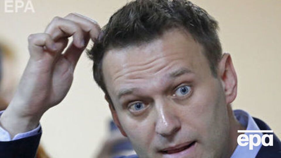 24 лютого Навальний видалив зі свого сайта ролик із розслідуванням щодо Дерипаски та Приходька