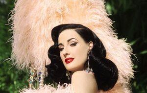 Дита фон Тиз: Бекстейдж-приветствие из Мельбурна