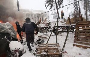 Утром 3 марта 2018 года возле палаточного городка под Верховной Радой в Киеве произошли столкновения между полицией и протестующими