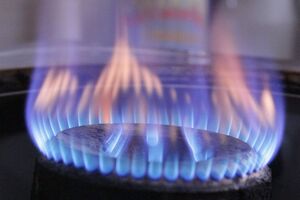 Плита могла стати джерелом чадного газу, підозрюють у поліції