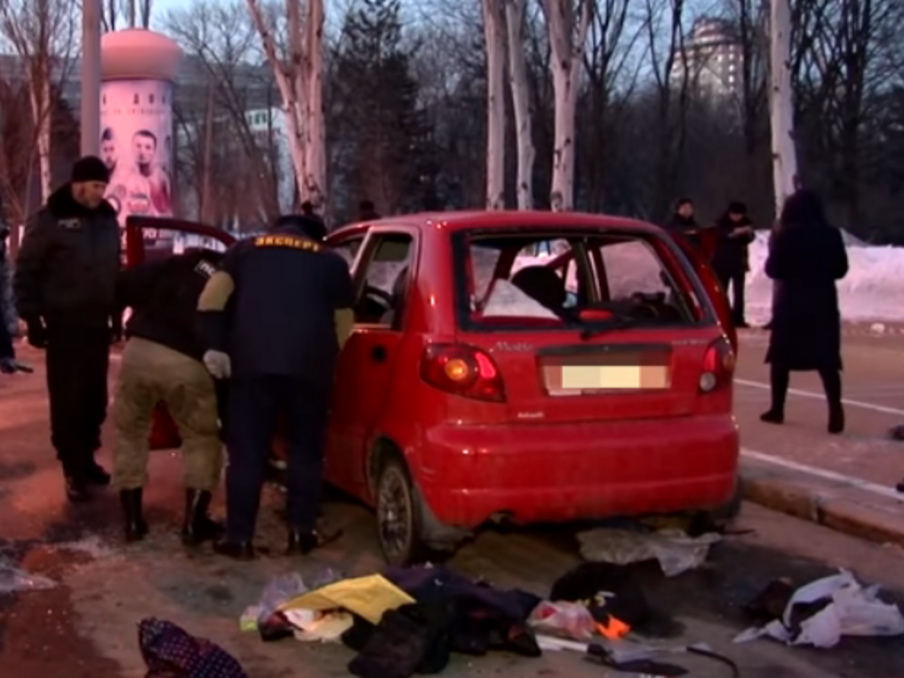 Місце події оточили силовики