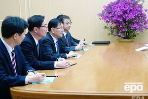 До складу делегації Південної Кореї увійшло 10 посадовців