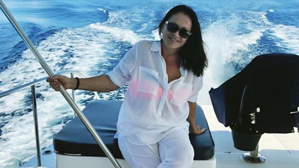 Ротару: Вот и пришла долгожданная весна! Пусть с ней будут связаны самые прекрасные моменты в жизни! Будьте счастливы!