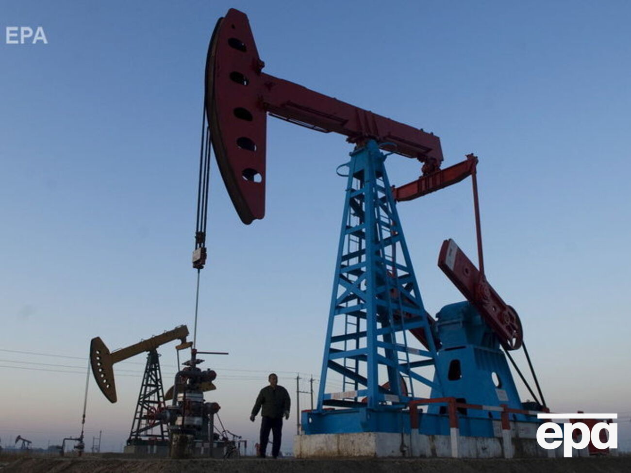 В течение пяти лет США опередят Россию по уровню добычи нефти, прогнозируют в МЭА