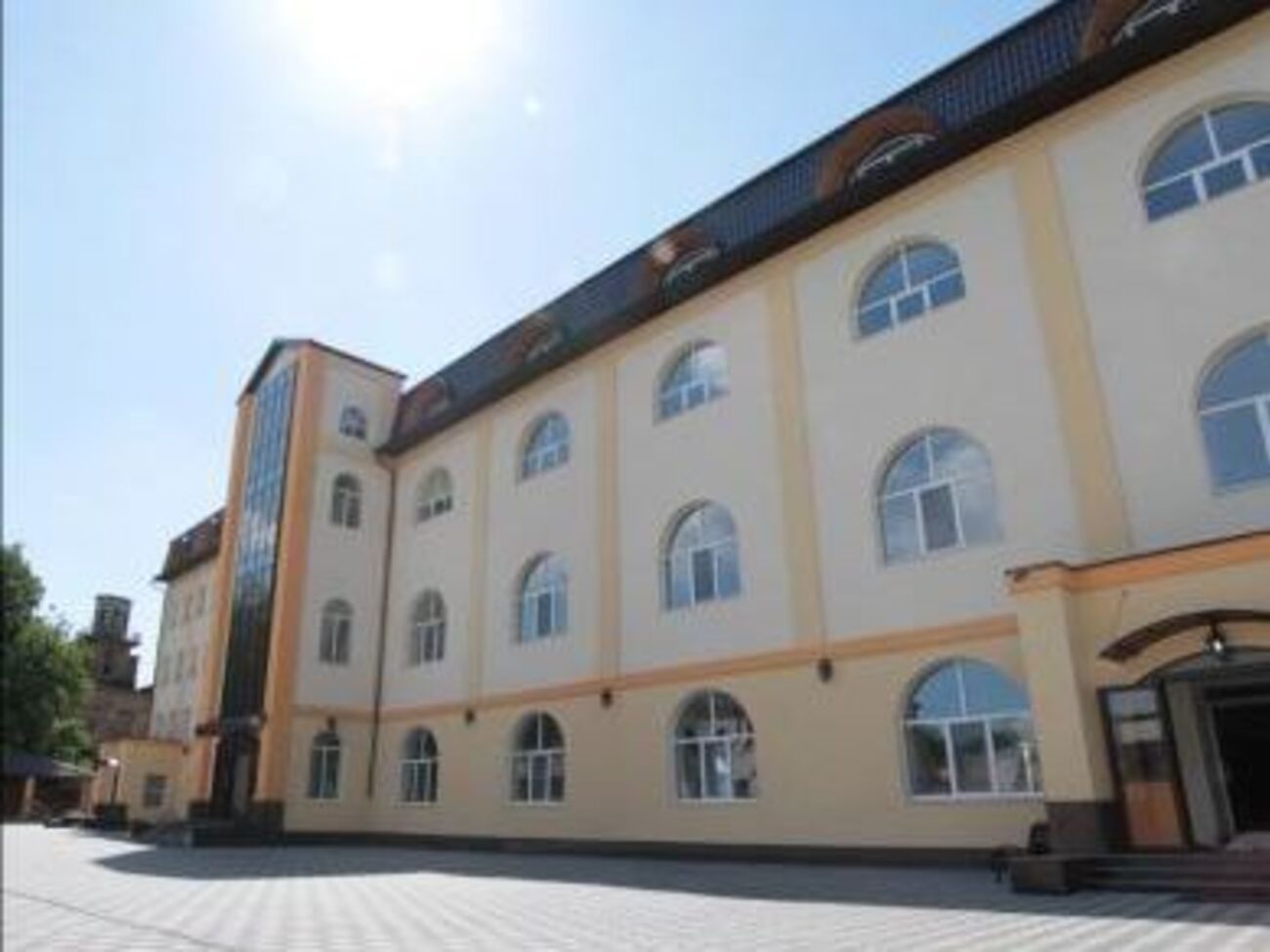 6 березня в Ісламському центрі пройшли обшуки, там було виявлено заборонені книги