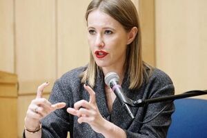 У грудні 2017 року Собчак запропонувала провести в Криму великий міжнародно визнаний референдум
