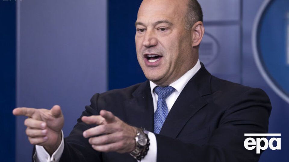 Кон больше года работал с Трампом