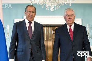 Лавров (ліворуч) і Тіллерсон зустрічалися у Відні 7 грудня 2017 року
