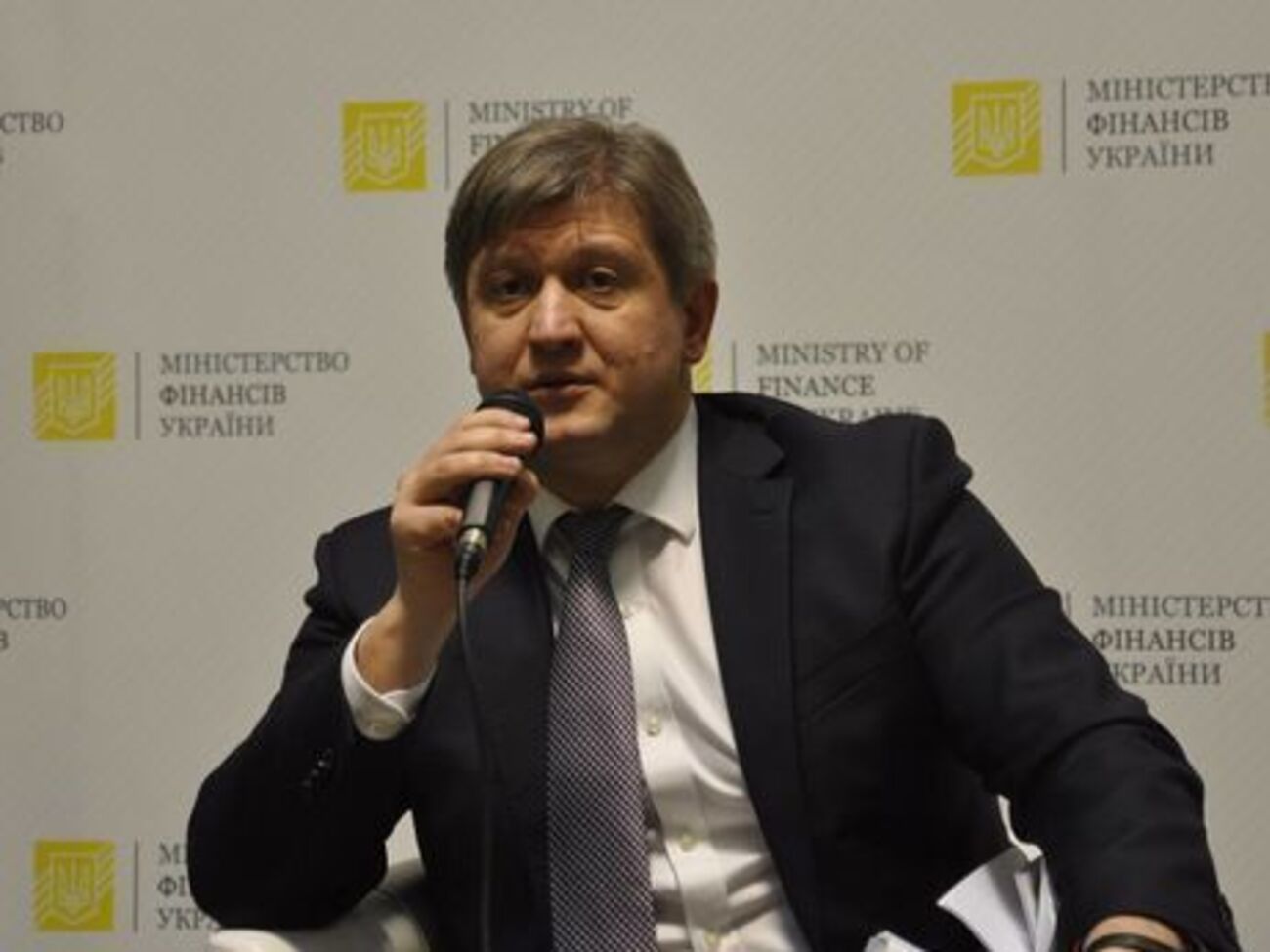 Данилюк: Там, где речь идет о государственных деньгах, не нужно устраивать истерик, и пиара тоже не нужно, даже если он "социальный"