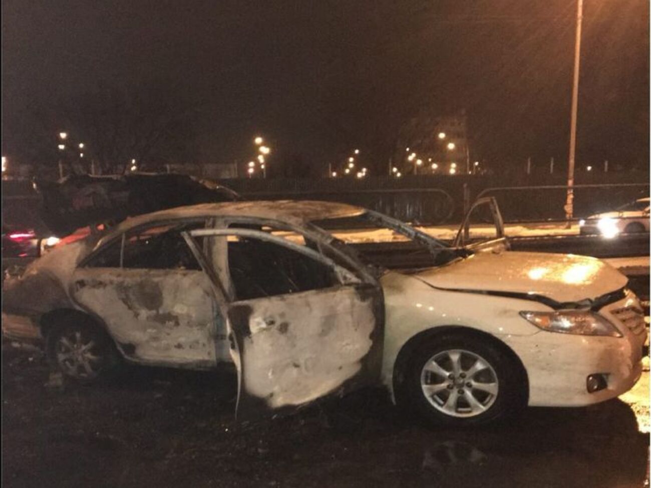 У СБУ підтвердили, що у вибуху авто і торгівлі боєприпасами підозрюють чинного поліцейського