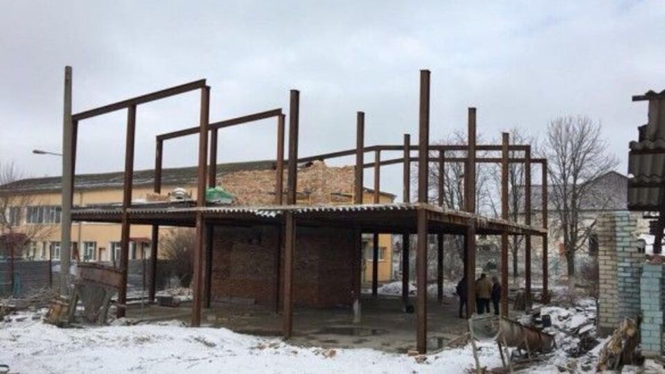 Запорізьких чиновників підозрюють у розкраданні коштів під час будівництва дитсадка на 140 місць (на фото)