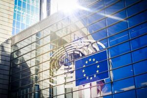 Европарламент проигнорирует возможное переизбрание президентов РФ и Азербайджана