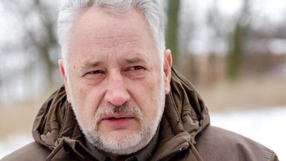 Жебривский заявил, что Розенблат сорвал многомиллионный ремонт лучшей гимназии Донецкой области