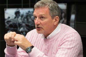 Пальчевський: Я їхав за кермом швидкої допомоги, і проходив Порошенко. Мені здалося, він був дуже веселим... Приїхав зі Швеції
