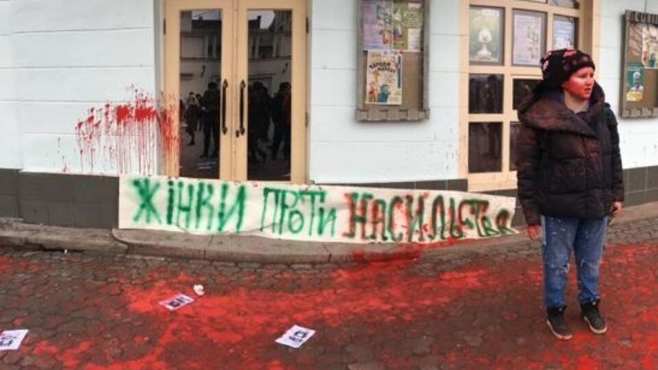 Поліція затримала нападників на учасників акції в Ужгороді