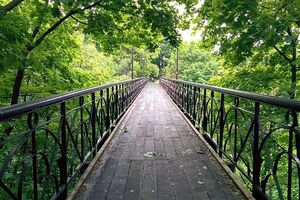 Парковий міст відновлено після Революції гідності