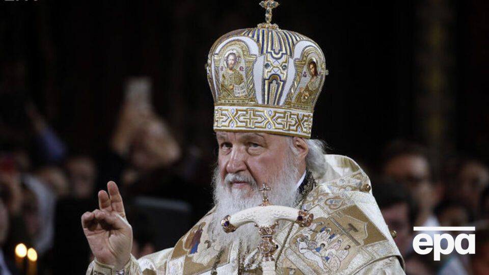 Симеонов про Кирила: Він відомий як сигаретний митрополит Росії