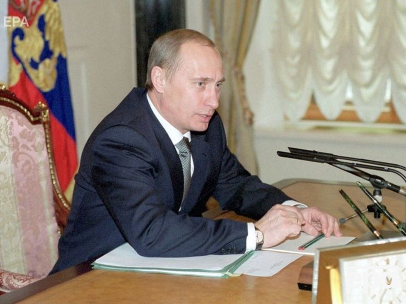 Первые президентские выборы Путин выиграл в 2000 году