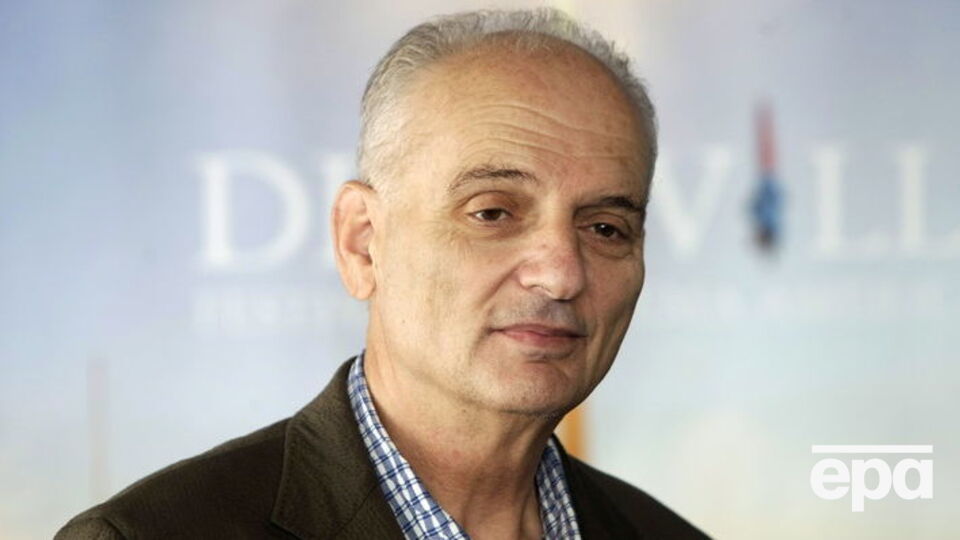 Чейз будет продюсером картины и соавтором сценария