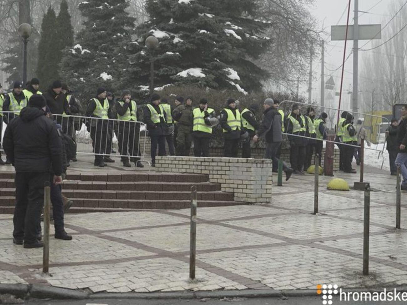 На території, прилеглій до парку Шевченка в Києві, спостерігають значну кількість правоохоронців