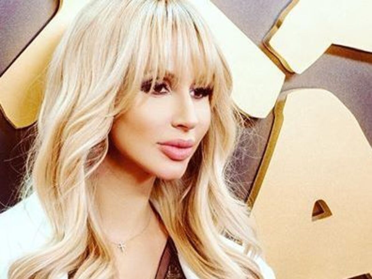 Loboda:&nbsp;Каро! Смотрю видео с концерта и понимаю, что это было очень красиво!!! Умница! Сожалею, что не смогла поздравить тебя лично