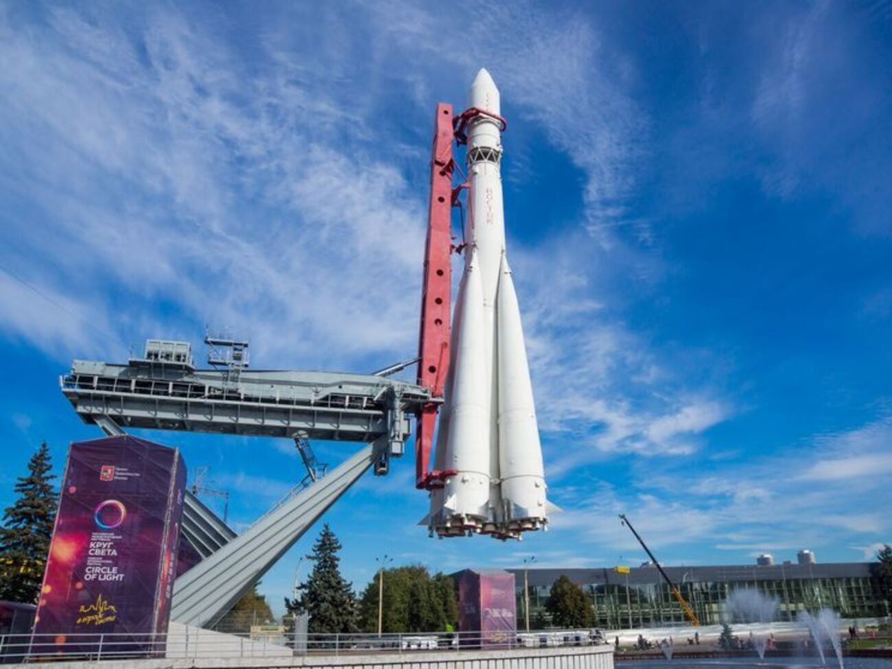 Вадим Лукашевич: Не пускайте нікого зі своїх рідних до цієї ракети ближче від її висоти