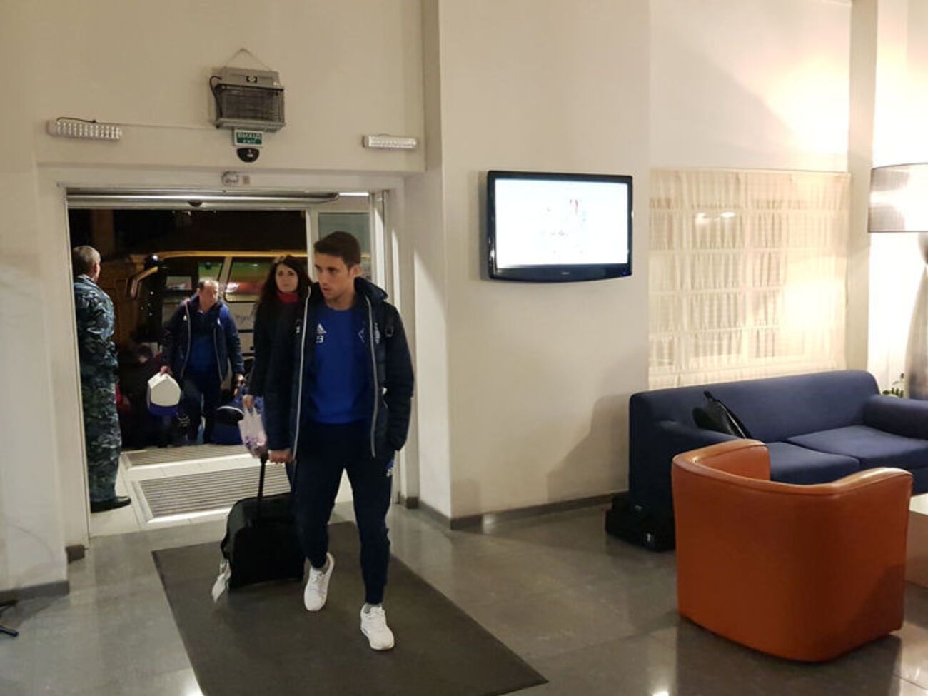 "Динамо" прибыло в Мариуполь вечером 31 марта