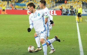 "Динамо" забило в Мариуполе трижды