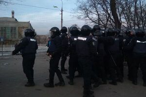 Полицейские пытались задержать киевских фанатов
