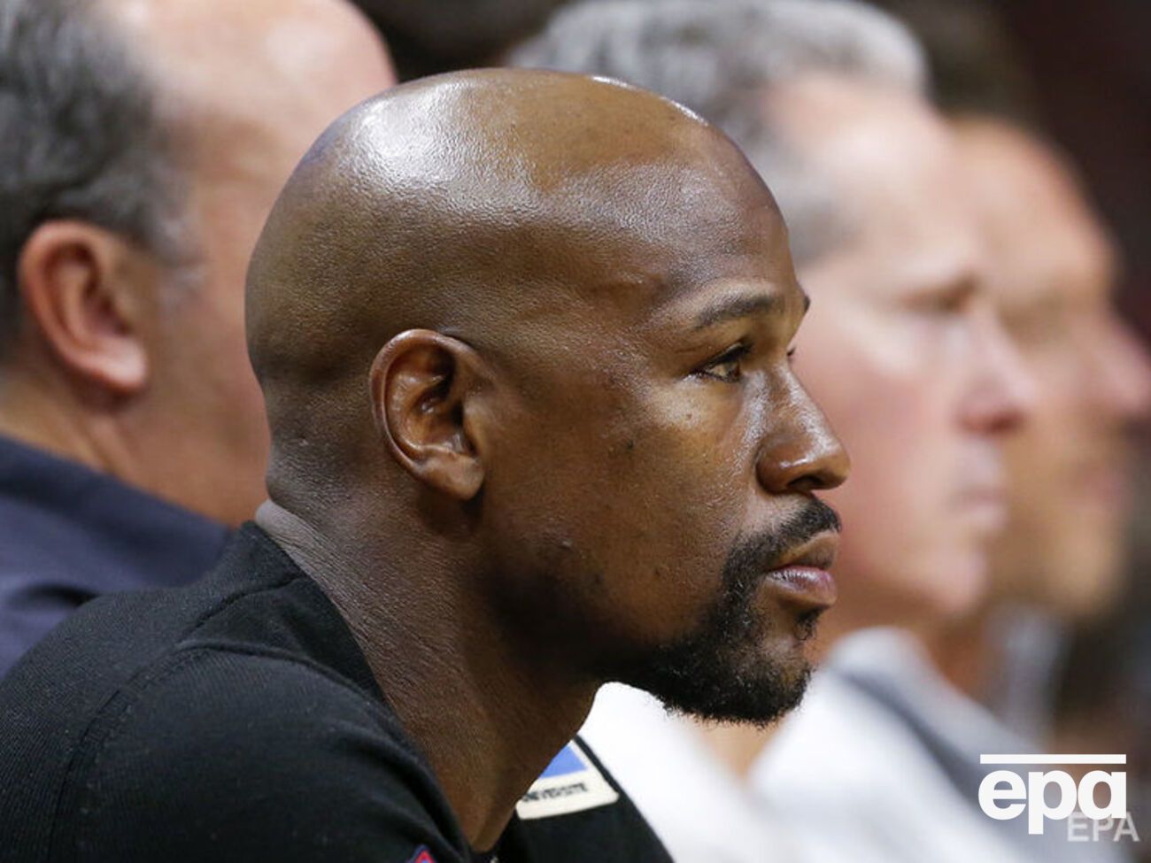 В полиции считают, что Мейвезер находился в одной из машин кортежа