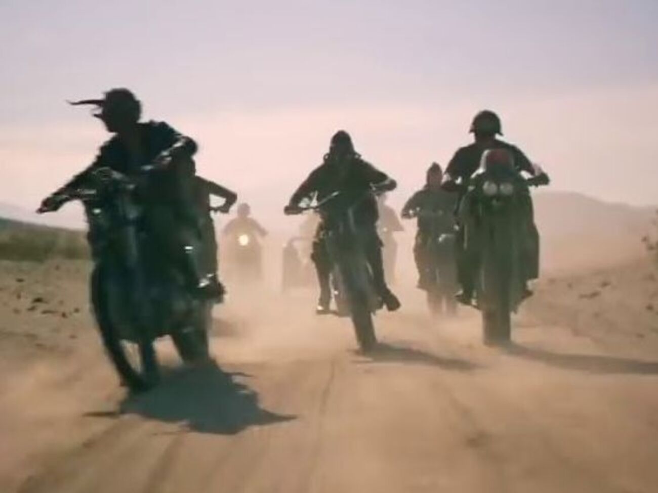 Действие фильма происходит в далеком будущем