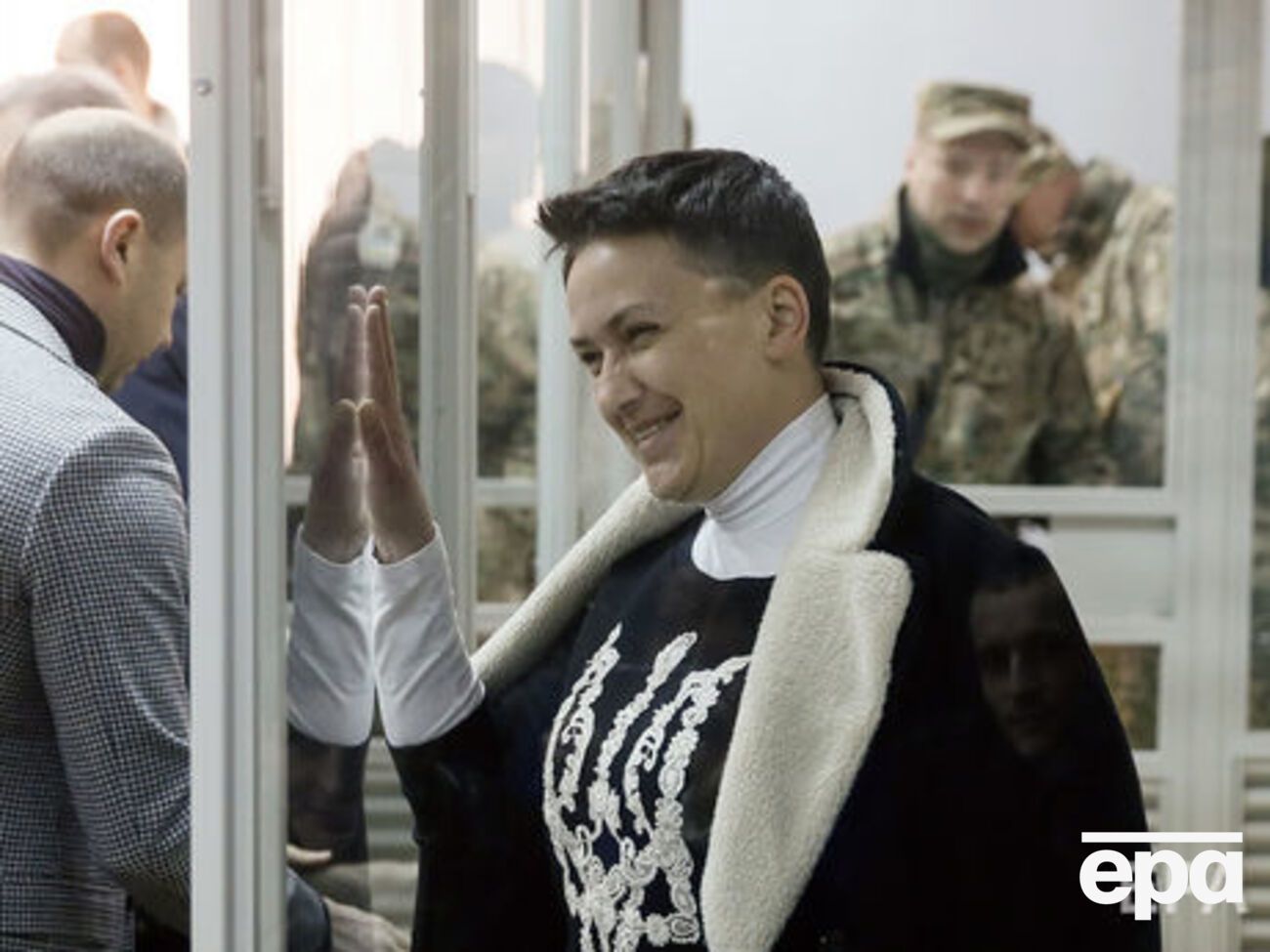 23 марта суд арестовал Савченко до 20 мая без права залога