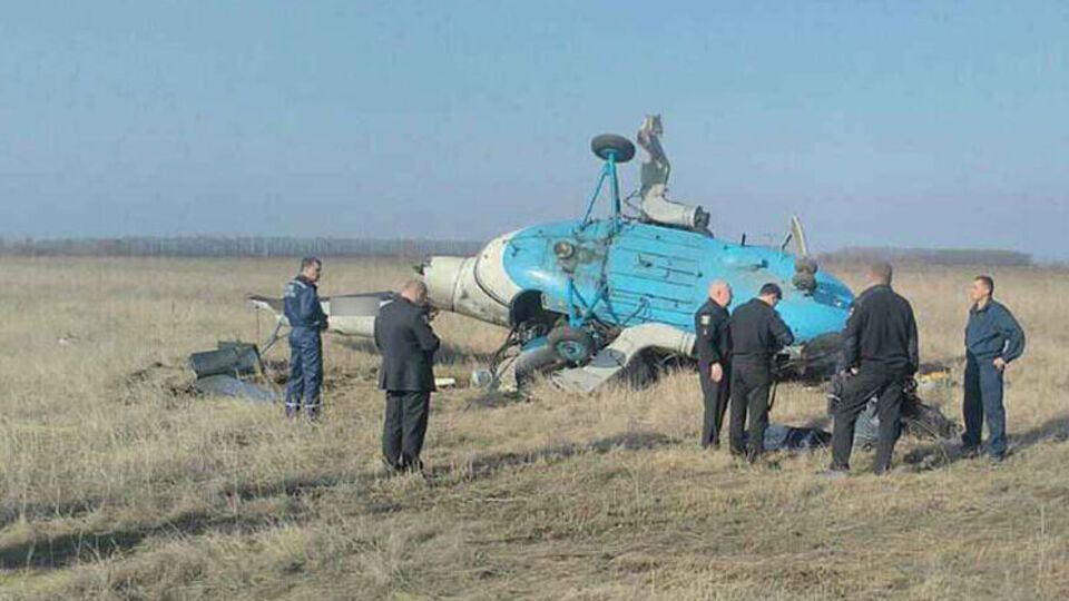 В потерпевшем крушение вертолете Ми-2 находились два пилота