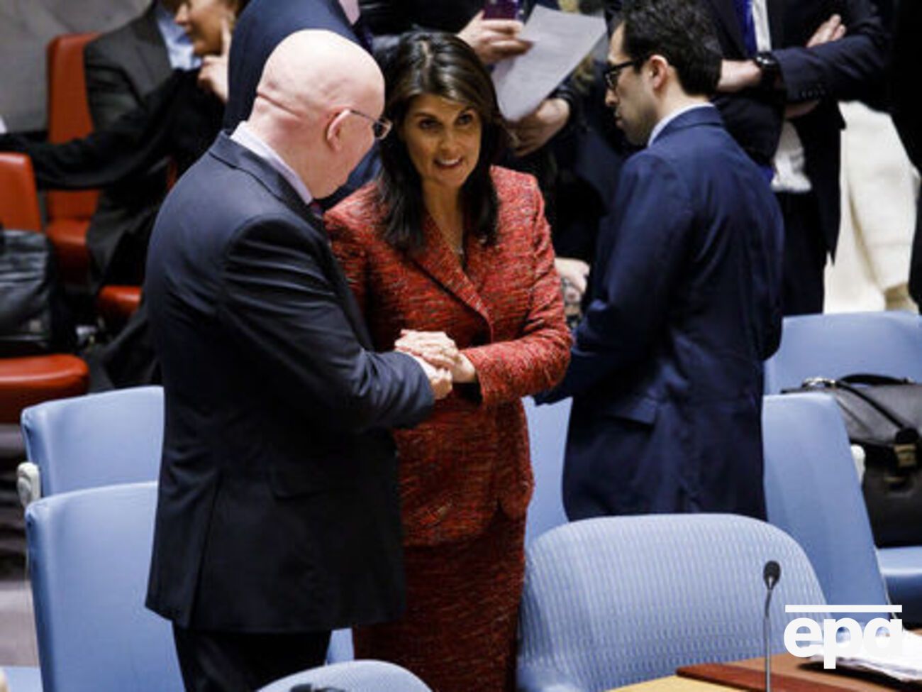 Перед этим голосованием Россия ветировала американский вариант проекта