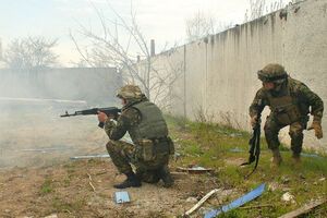 Українських військових обстрілювали на донецькому та луганському напрямках
