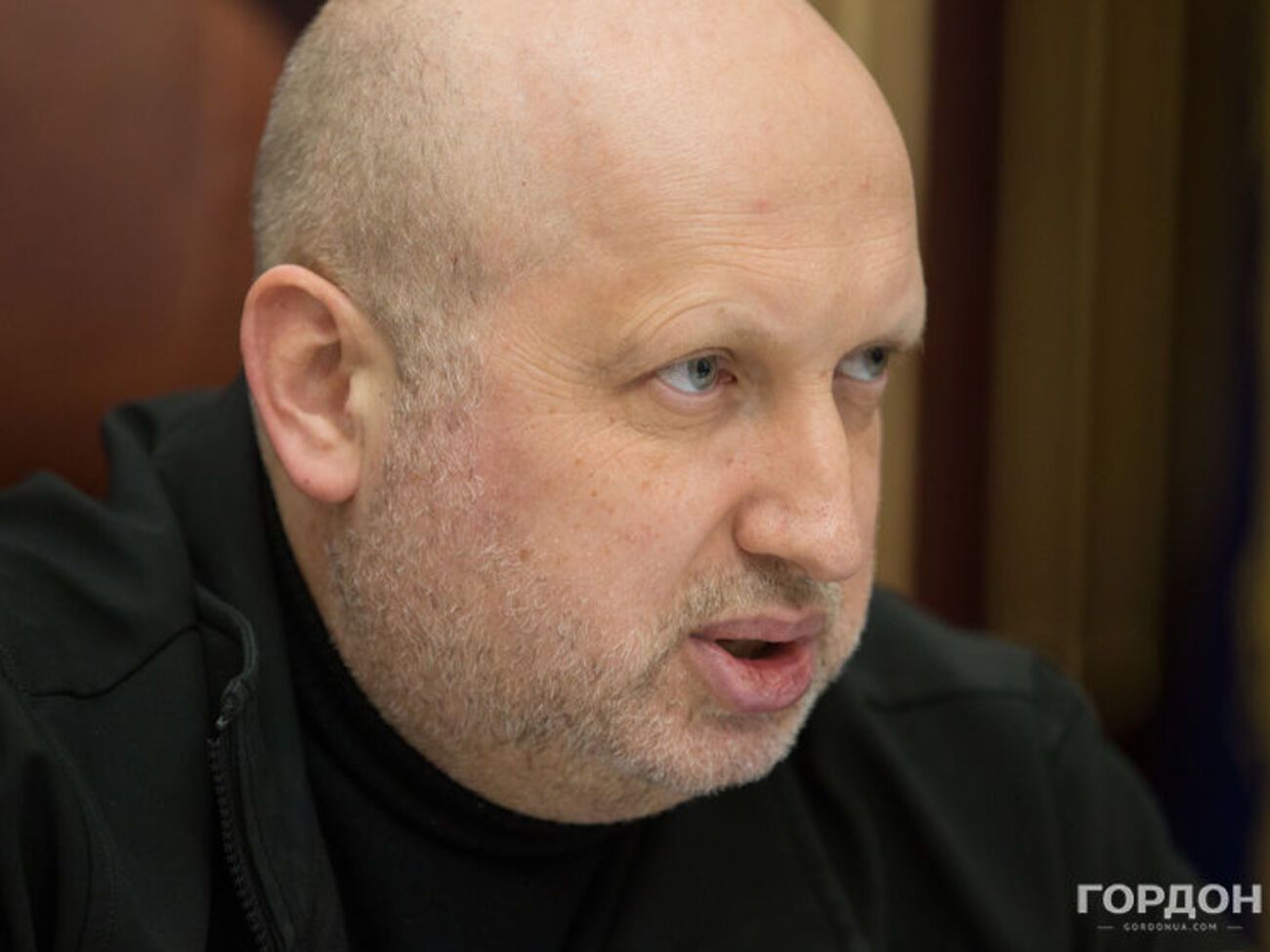 Турчинов рассказал, что после бегства Януковича нардепы бывших провластных партий боялись ходить в Раду