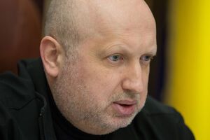 Турчинов: Украинцы должны понимать, что в случае масштабной агрессии они будут вынуждены, как и в 2014 году, рассчитывать только на собственные силы