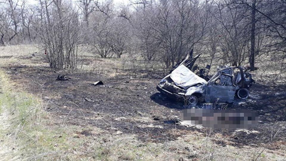 На березі Сіверського Дінця біля лінії розмежування поліцейські виявили пошкоджений автомобіль