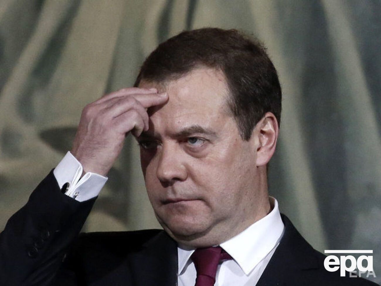 Медведєв сказав, що сподівається на ініціативи депутатів Держдуми щодо заходів у відповідь на санкції США