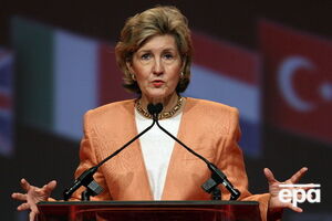 Гатчісон наголослила, що шлях до НАТО для багатьох країн є довгим