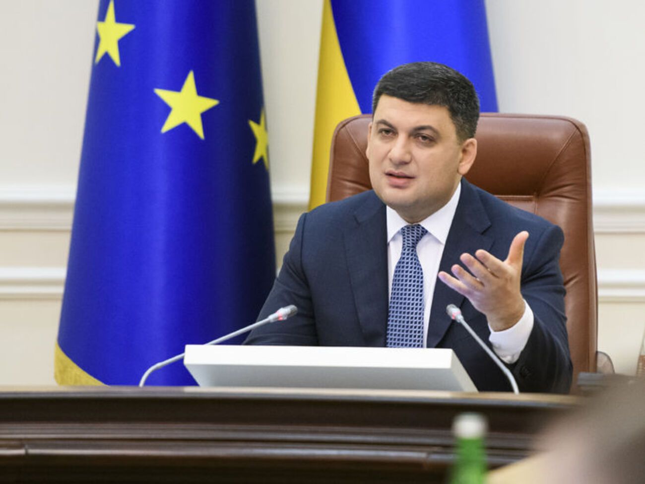 Гройсман:&nbsp;&nbsp;Россия превратила Крым в самую мощную военную базу, которая представляет угрозу не только для Украины