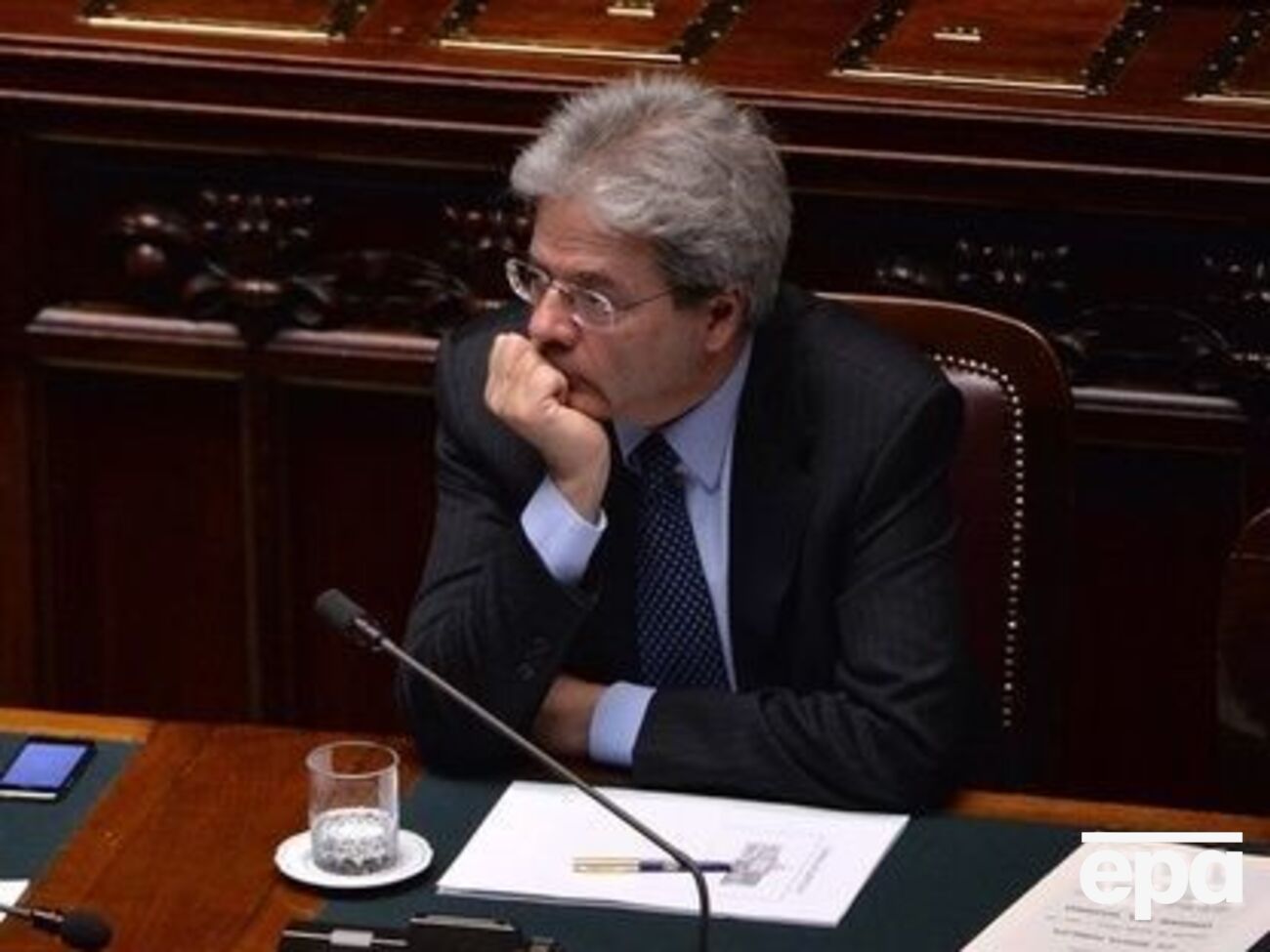 Джентилони провел ряд переговоров и телефонных разговоров с союзниками и советниками