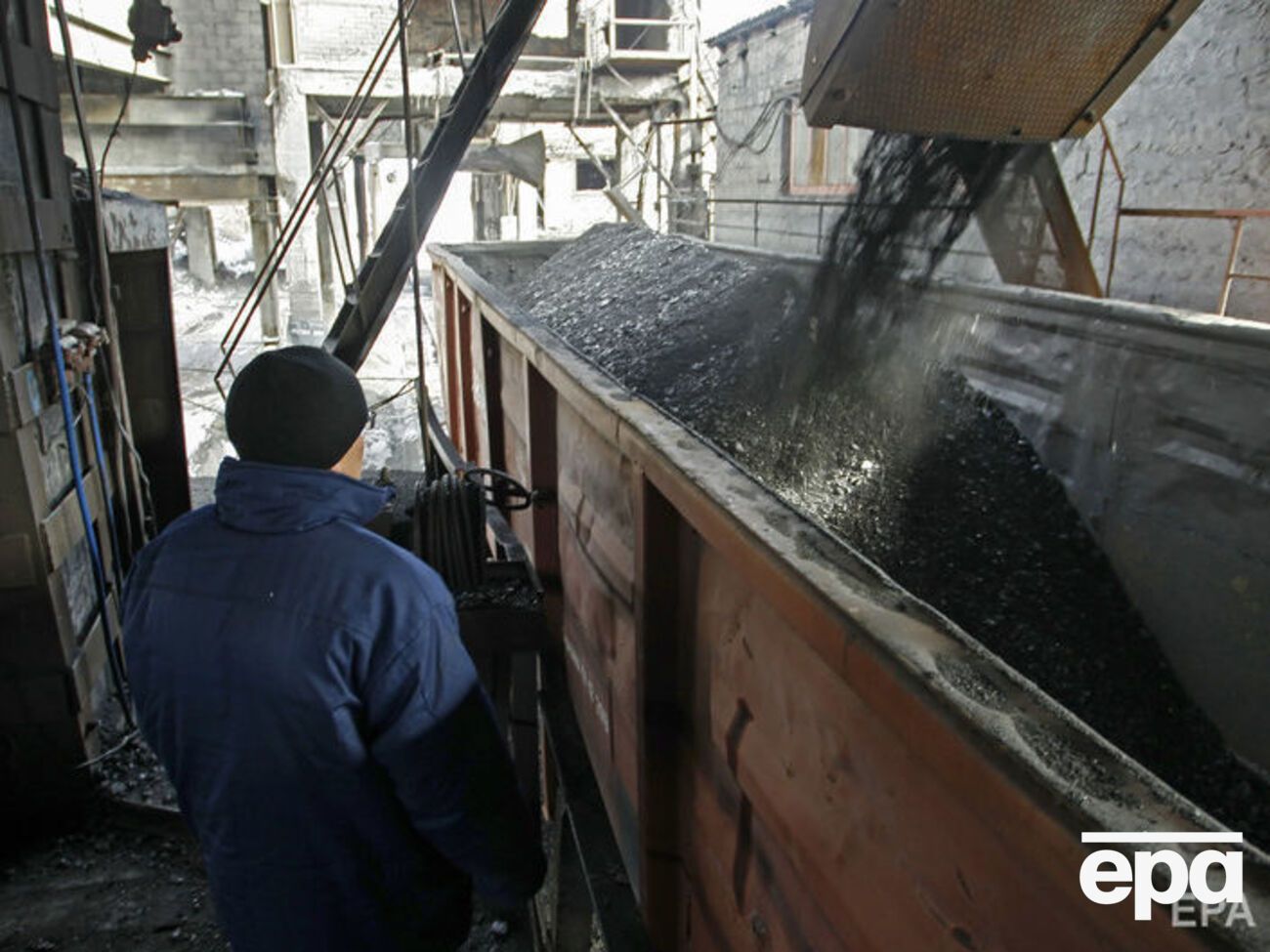 Российский антрацит импортировали через Великобританию и Швейцарию