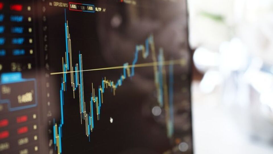 В сентябре 2017 года Украина разместила 15-летние еврооблигации на $3 млрд